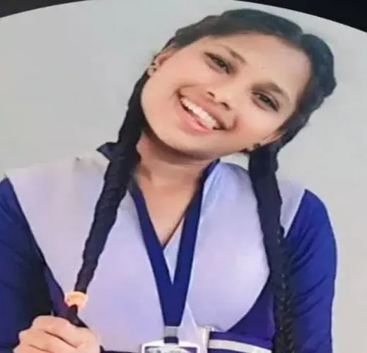 बीजापुर में नवरात्र के दौरान कराटे चैंपियन की मौत! तेज रफ्तार हाइड्रा ने कुचला आठ श्रद्धालुओं को