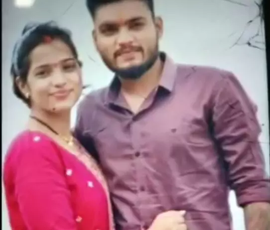 मासूका लवली हत्यारिन निकली! प्रेम त्रिकोण ने बदल दी एक युवक की जिंदगी – तालाब में मिला शव