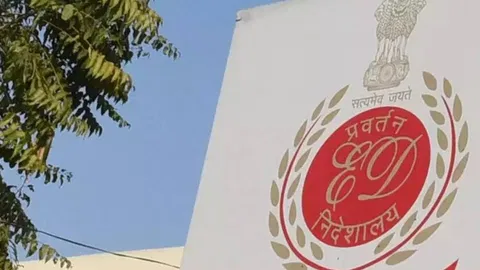 आधी रात की सनसनी: ईडी के खिलाफ थाने में कांग्रेसी की शिकायत, पूछताछ कक्ष से निकला प्रताड़ना का राज़…