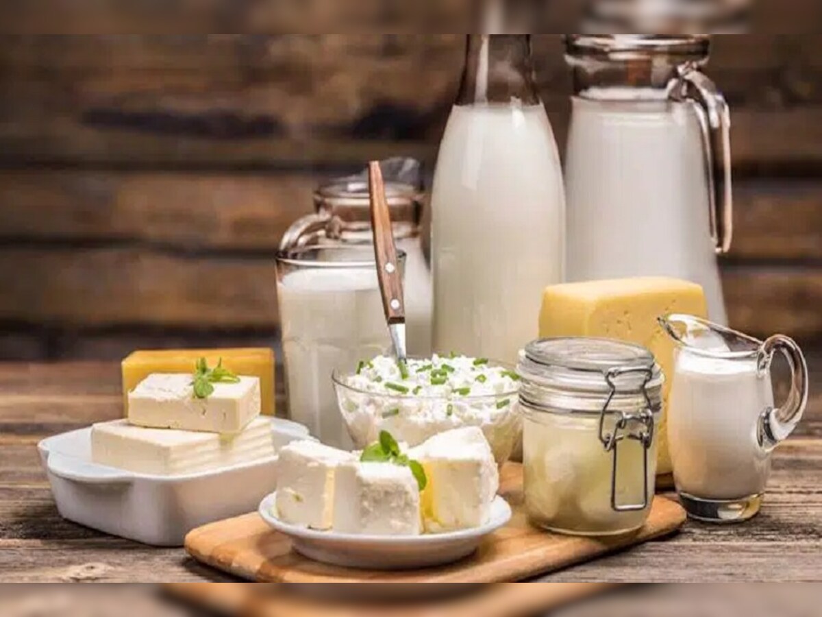 नवरात्र का तोहफा! छत्तीसगढ़ में दूध, घी और पनीर हुआ सस्ता – ग्राहकों की जेब में सीधे 1206 रुपए की बचत, जानें कहाँ-कहाँ मिलेगी राहत नवरात्र का तोहफा! छत्तीसगढ़ में दूध, घी और पनीर हुआ सस्ता – ग्राहकों की जेब में सीधे 1206 रुपए की बचत, जानें कहाँ-कहाँ मिलेगी राहत