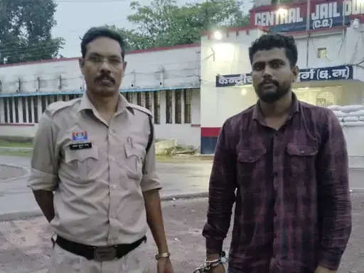 भिलाई का होटल मालिक गिरफ्तार: सेक्स रैकेट का पर्दाफाश, बाहरी राज्यों से युवतियां बुलाकर करता था धंधा