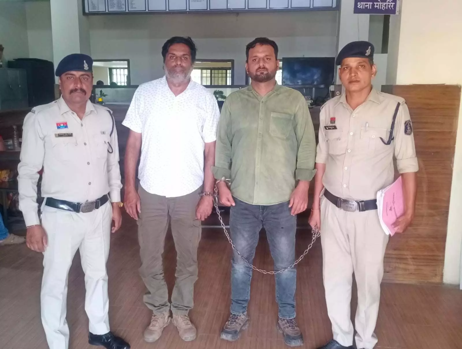 मेडिकल स्टोर की आड़ में ‘जहर’ बेच रहे थे संचालक-सहसंचालक, पुलिस ने किया बड़ा खुलासा