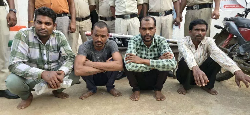 चार आरोपी गिरफ्तार, परिजनों ने ही रची थी मौत की साजिश चार आरोपी गिरफ्तार, परिजनों ने ही रची थी मौत की साजिश
