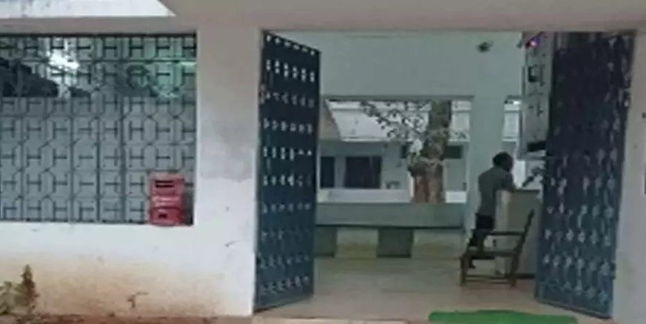 IAS की शिकायत पर भाजयुमो नेता अरेस्ट, फेसबुक पोस्ट पर लगी रोक और हिरासत