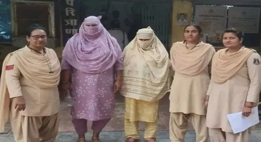 नौकरी का झांसा… फिर बंधक बनाकर देह व्यापार में धकेला! उरला में नाबालिग का रेस्क्यू, 2 महिलाएं गिरफ्तार