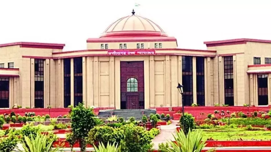 सार्वजनिक रास्ते पर कब्जा मामले में हाईकोर्ट सख्त