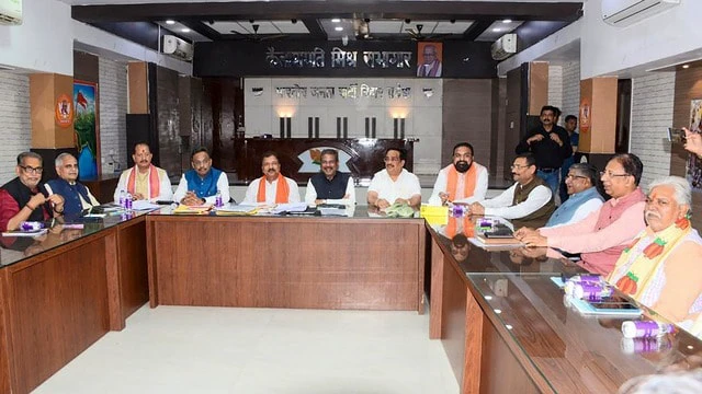 बिहार में भाजपा का 125 सीटों पर मंथन, हर सीट से जाएंगे तीन नाम; दिल्ली से होगा फैसला