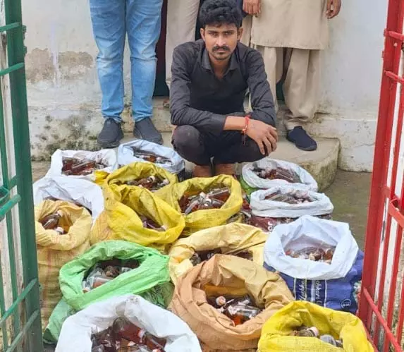 बलौदाबाजार में शराब का भंडार फटा! आबकारी विभाग की रेड में जब्त 144 लीटर अवैध विदेशी शराब