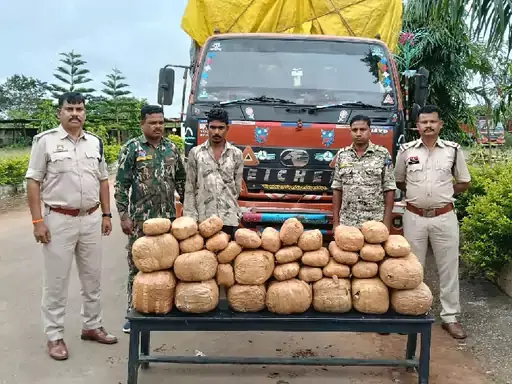 ओडिशा से आ रहा था 7 लाख का गांजा