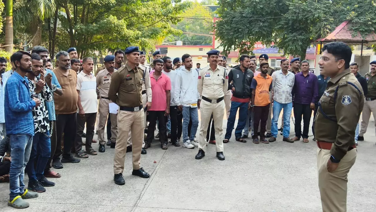 पुलिस की 100 टीमों का बड़ा एक्शन: 24 घंटे में 275 अपराधी गिरफ्तार