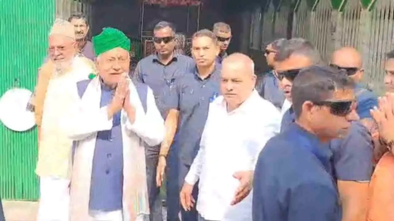 बिहार चुनाव से पहले नीतीश कुमार की आस्था यात्रा से बढ़ी सियासी हलचल