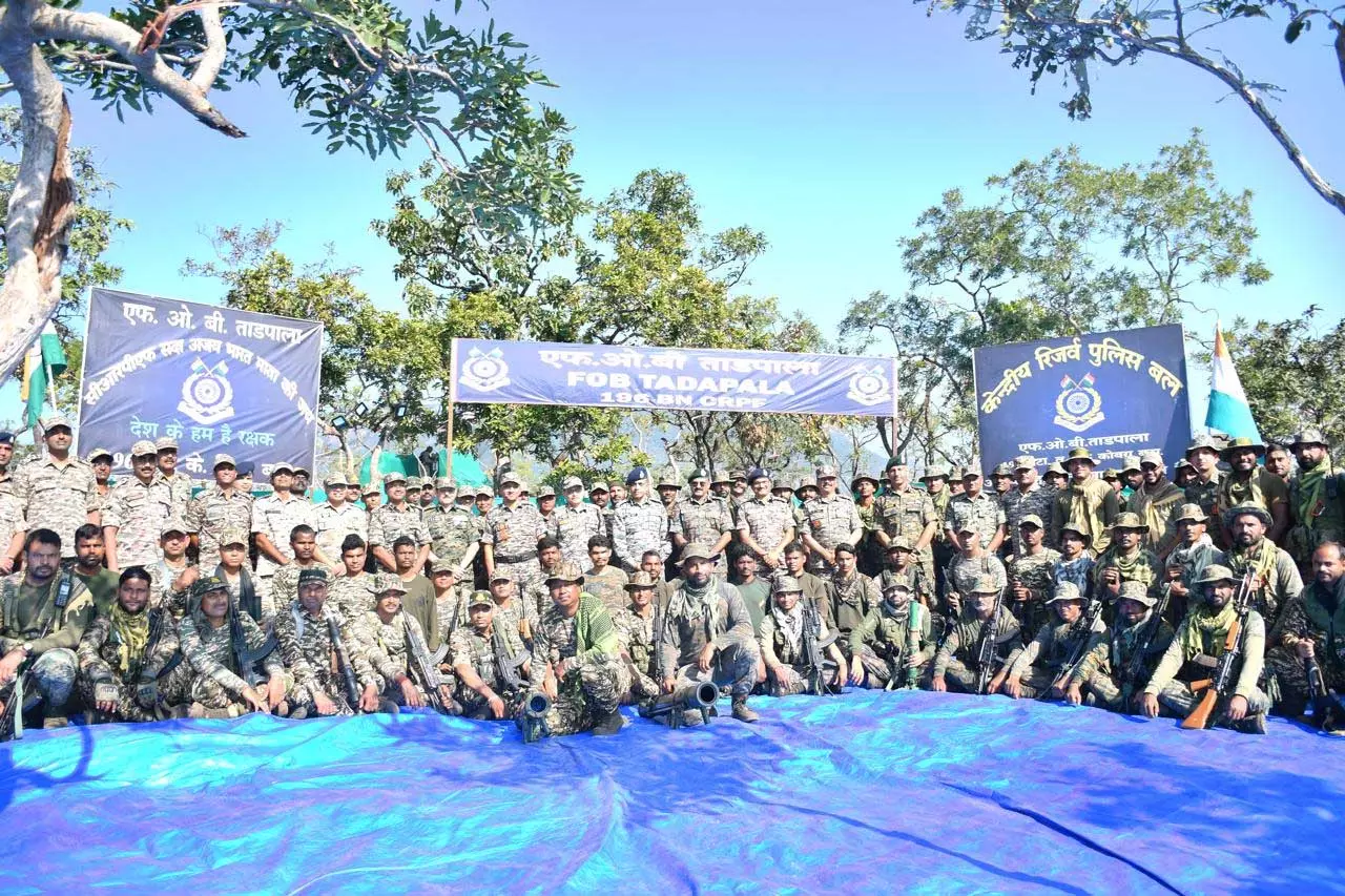बीजापुर की दुर्गम पहाड़ियों में CRPF ने दिखाई अदम्य वीरता! ताड़पाला कैंप की स्थापना, नक्सल उन्मूलन अभियान को मिली नई ताकत