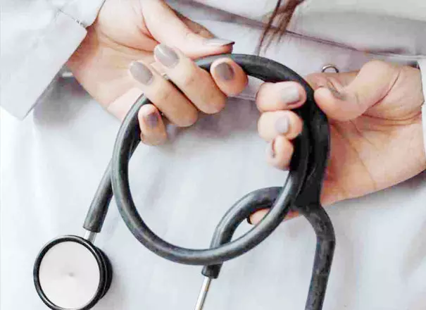झोलाछाप डॉक्टरों के चक्कर में 3 मासूमों की मौत, परिवार में मातम