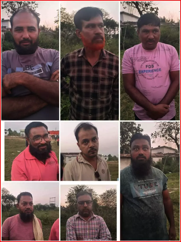 राइस मिल में जुआ फंड का पर्दाफाश: गरियाबंद पुलिस की बड़ी कार्रवाई, 8 जुआरी गिरफ्तार – नगदी, मोबाइल और बाइक जब्त