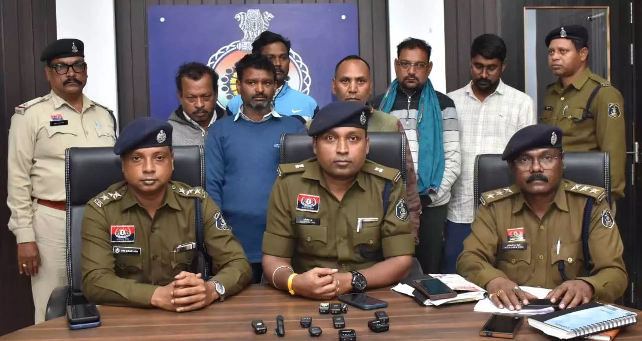 दुर्ग: भुइयाँ पोर्टल छेड़छाड़ मामले में नाबालिग सहित 6 आरोपी गिरफ्तार