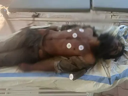 अंबिकापुर में ठंड से पहली मौत, बस स्टैंड के पास व्यक्ति का शव बरामद अंबिकापुर में ठंड से पहली मौत, बस स्टैंड के पास व्यक्ति का शव बरामद