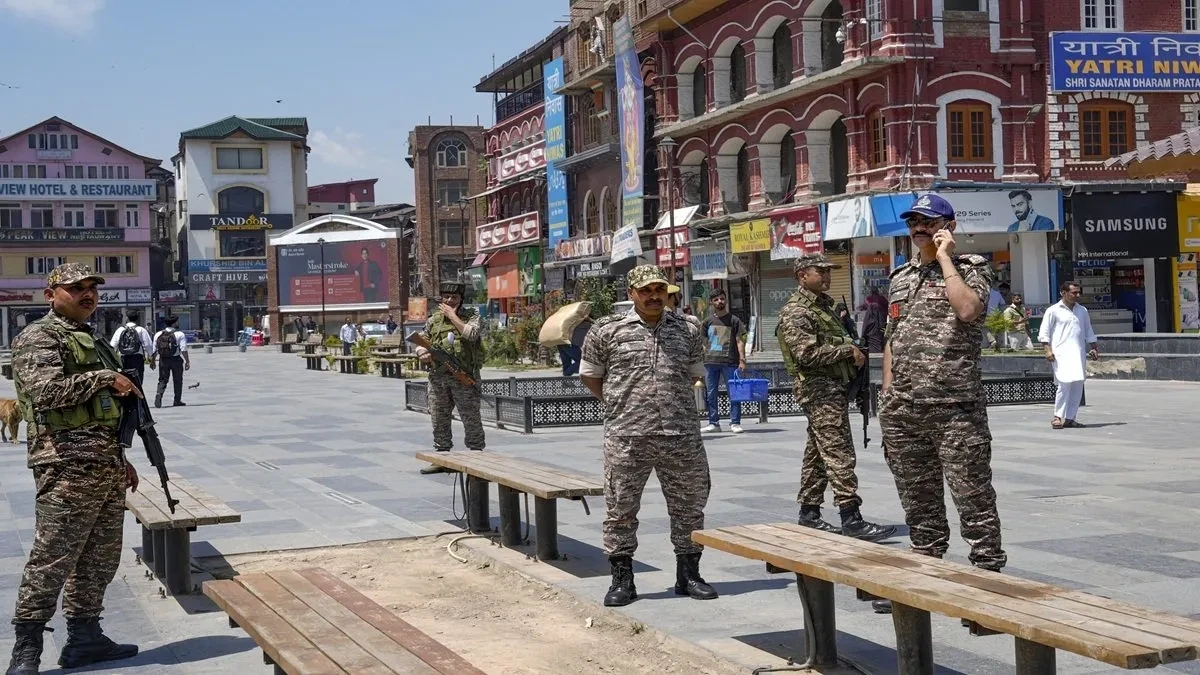 Sydney Terror Attack: भारत में सुरक्षा एजेंसियां अलर्ट, दिल्ली-मुंबई-बेंगलुरु में हाई सतर्कता