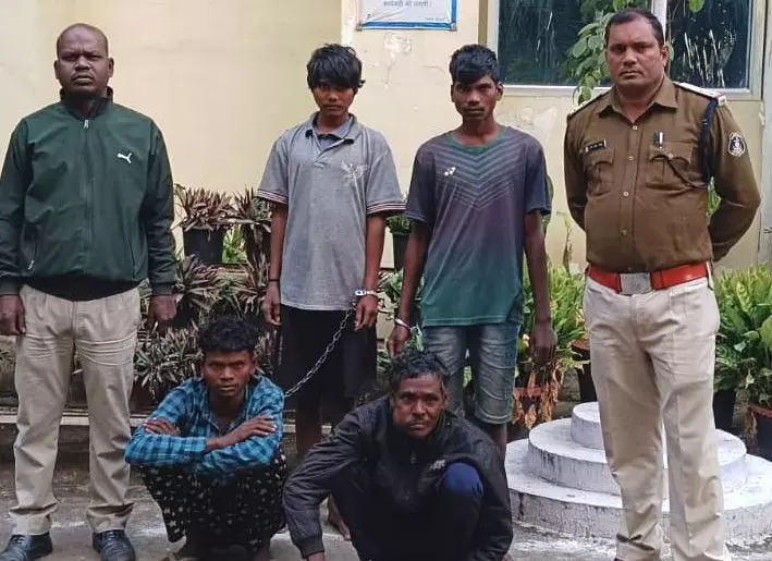 रायगढ़: अवैध बिजली हुकिंग से शिकार करते समय दो की मौत, 5 शिकारी गिरफ्तार