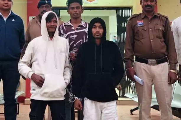 अर्धनग्न कर युवकों पर पेशाब, बालोद मॉब लिंचिंग के आरोपी गिरफ्तार