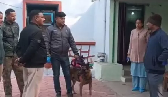 रिटायर्ड पुलिस अफसर के सूने घर में बड़ी चोरी! बेटी की शादी के लिए रखे 10 लाख के गहने गायब