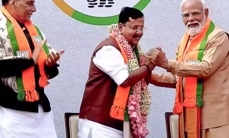 मैं कार्यकर्ता हूं, नितिन नबीन मेरे बॉस” — PM मोदी के एक बयान ने बदल दिया BJP का पावर मैसेज नए राष्ट्रीय अध्यक्ष के मंच से प्रधानमंत्री ने दिया बड़ा संकेत, पार्टी में अनुशासन का साफ संदेश