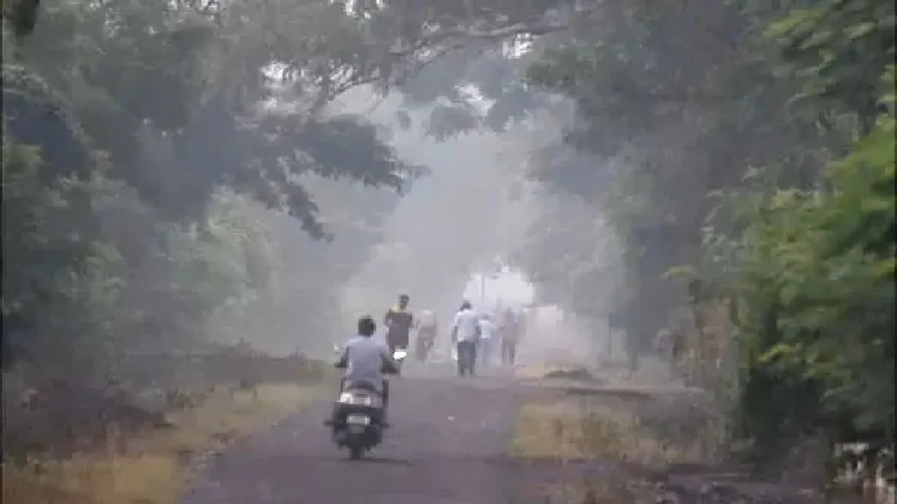 CG Weather Today: अगले कुछ घंटों में पलट जाएगा छत्तीसगढ़ का मौसम! बढ़ेगा तापमान, छाएगी धुंध… विभाग की चेतावनी ने बढ़ाई चिंता