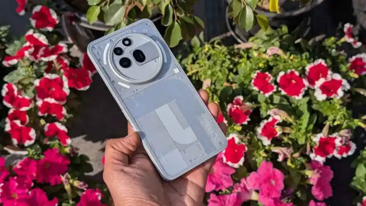 Nothing Phone 4a Pro इंडिया में मचाएगा धमाल? लॉन्च से पहले लीक हुई दमदार बैटरी, फास्ट चार्जिंग और जबरदस्त फीचर्स Nothing Phone 4a Pro इंडिया में मचाएगा धमाल? लॉन्च से पहले लीक हुई दमदार बैटरी, फास्ट चार्जिंग और जबरदस्त फीचर्स