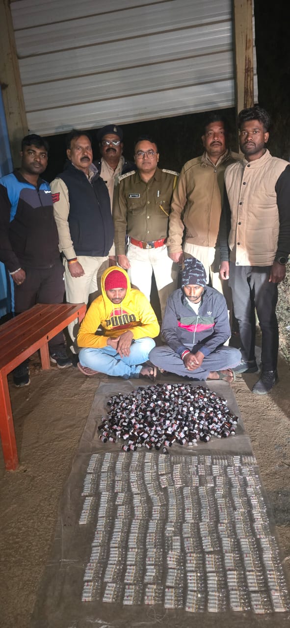 आबकारी उड़नदस्ता टीम को मिली बड़ी सफलता: बतौली में नशे का काला खेल बेनकाब! झारखंड का सप्लायर जीजा के साथ धराया, 1200 नशीले इंजेक्शन जब्त