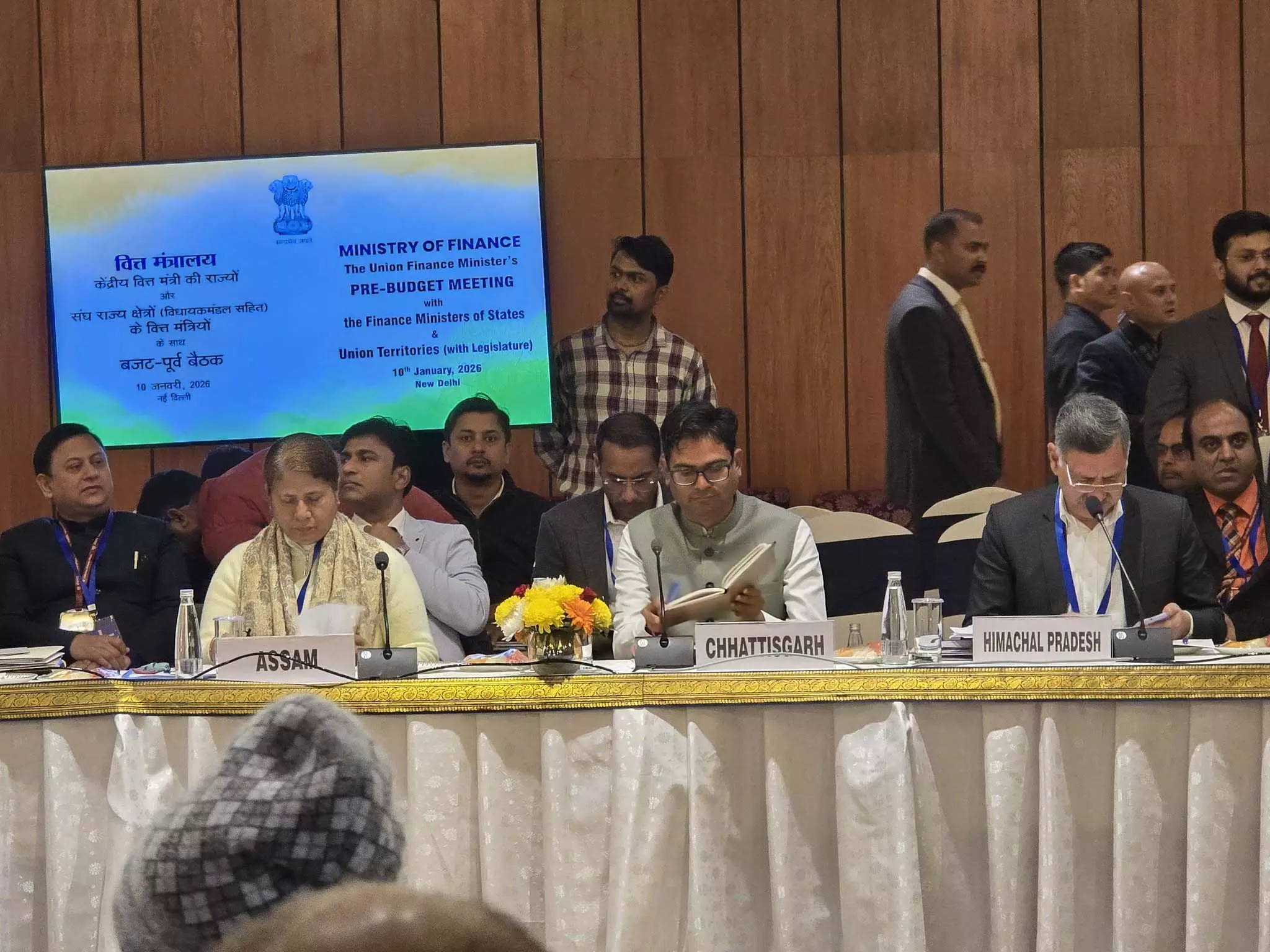 बजट की चौखट पर छत्तीसगढ़ की मजबूत दस्तक: केंद्रीय बैठक में ओपी चौधरी ने रखी राज्य की बड़ी मांगें