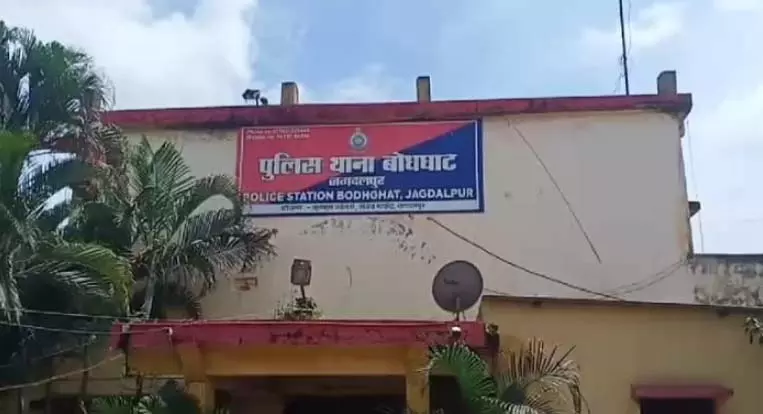 जगदलपुर में दिल दहला देने वाली घटना: पहले पत्नी की हत्या, फिर पति ने की आत्महत्या जगदलपुर में दिल दहला देने वाली घटना: पहले पत्नी की हत्या, फिर पति ने की आत्महत्या