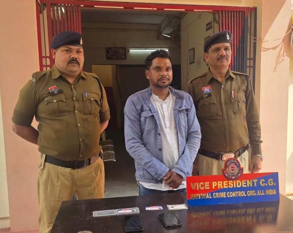 स्कार्पियो पर ‘CID’ का बोर्ड… और शहर में फैल गई दहशत! धमतरी में फर्जी अधिकारी गिरफ्तार