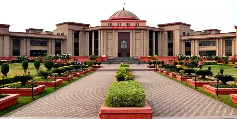  17 साल बाद पलटा फैसला!… रिश्वत केस में सजा पाए BSNL अधिकारी को हाईकोर्ट ने किया बरी