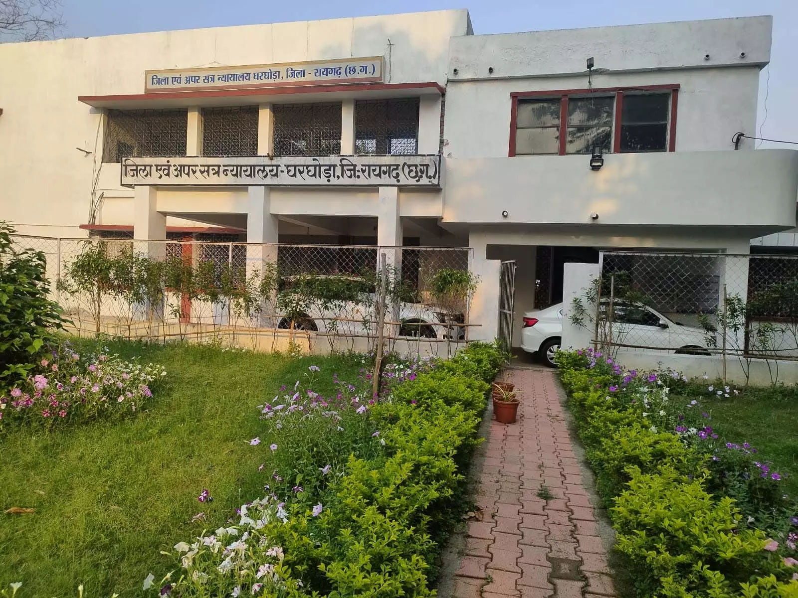 “महुआ के पेड़ से शुरू हुआ झगड़ा… और भाई ने भाई का सीना चीर दिया!” – कोर्ट का खौफनाक फैसला सुनते ही सन्न रह गया इलाका