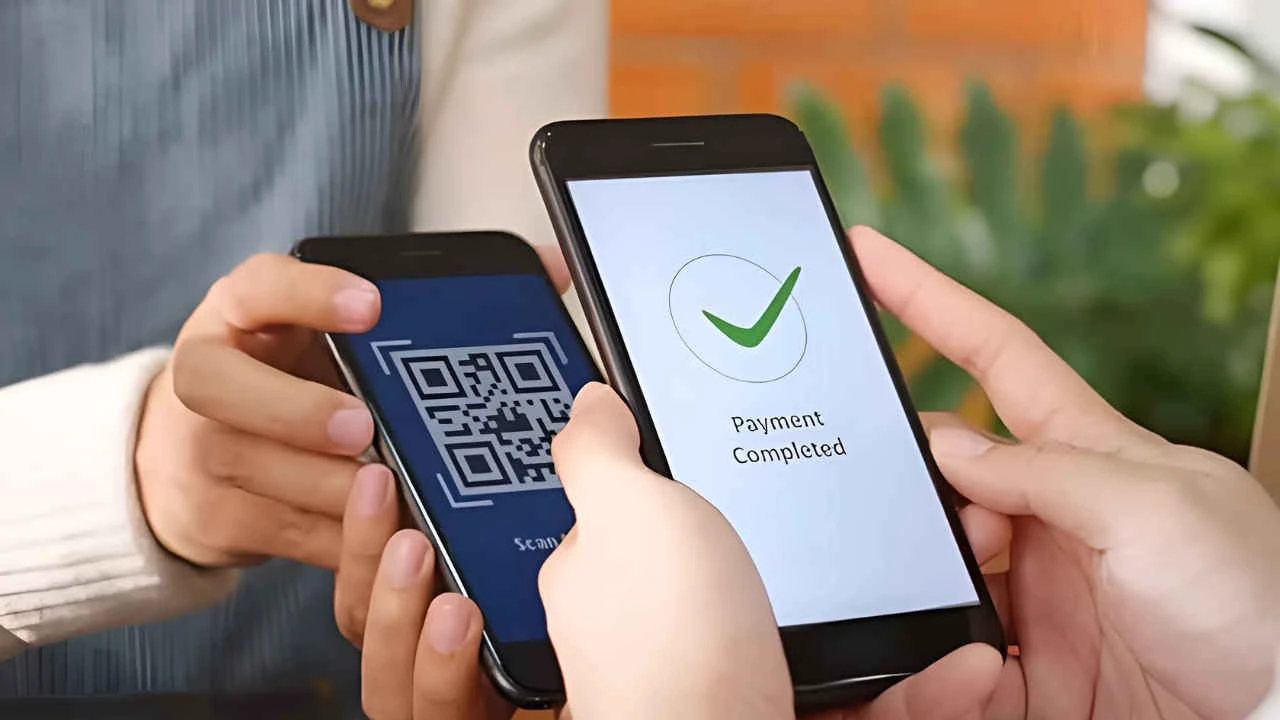 UPI पेमेंट करने वालों के लिए बड़ा झटका! अब Mobile Number या UPI ID डालकर नहीं कर पाएंगे पेमेंट, बदल गया नियम
