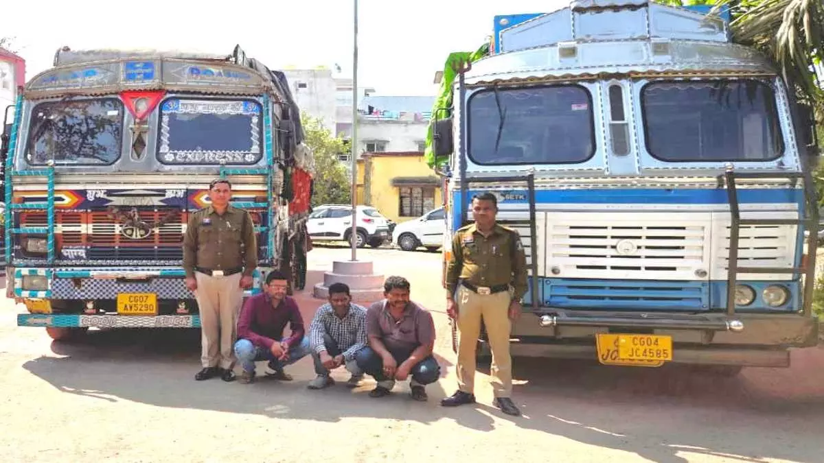 हाईवे पर दौड़ रहे थे ‘काले कारोबार’ के ट्रक…टोल पर खुला ऐसा राज कि पुलिस भी रह गई दंग! 106 करोड़ के खेल का शक