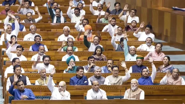 महिला आरक्षण पर बड़ा गेम प्लान! 2029 से पहले ही बदल सकती है सियासत—क्या आपके राज्य में भी लागू होगा नया फॉर्मूला?”