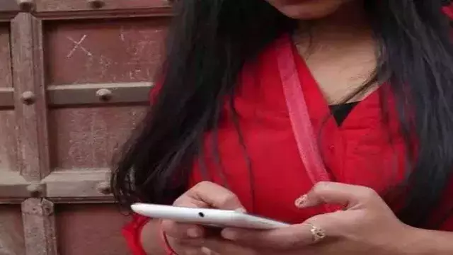 एक महीने की खामोशी… और जिंदगी से हार गई उर्मिला! अंबिकापुर में दो युवतियों ने लगाई फांसी