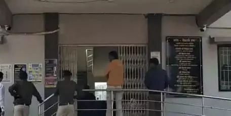 होली खेलकर लौटा… और फिर कमरे में लटकती मिली लाश! 24 साल के युवक की मौत से मचा हड़कंप