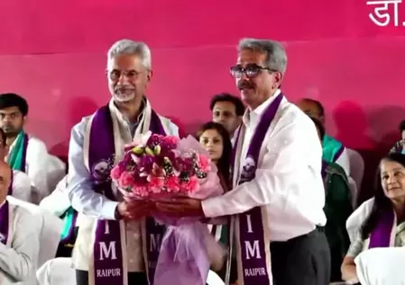 दुनिया में मची हलचल के बीच रायपुर में जयशंकर का बड़ा संकेत… क्या आने वाला समय और भी चुनौतीपूर्ण?