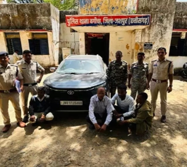 3 महीने में पैसा डबल या सीधा ठगी का जाल? Jashpur में ‘Hedgexfund’ का बड़ा खेल बेनकाब, 6 आरोपी गिरफ्तार