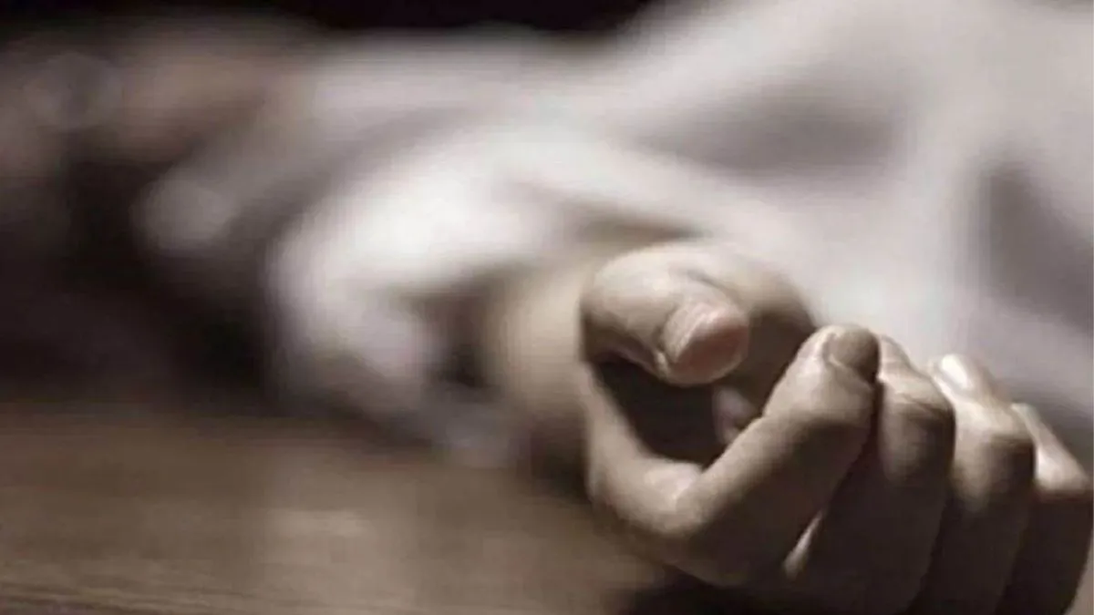 राजनीतिक घराने में मातम… पूर्व विधायक के बेटे की संदिग्ध मौत से सनसनी, घर के अंदर क्या हुआ कोई नहीं जानता