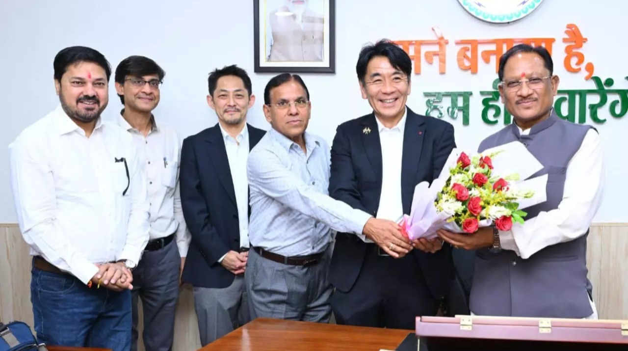 रायपुर में खामोश हलचल, जापानी प्रतिनिधिमंडल की CM साय से मुलाकात ने बढ़ाया सस्पेंस, क्या होने वाला है बड़ा निवेश