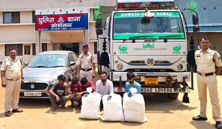 ट्रक की सीट के नीचे छिपा था नशे का खौफनाक राज, 47 किलो गांजा पकड़ा, करोड़ों के नेटवर्क की परतें खुलीं