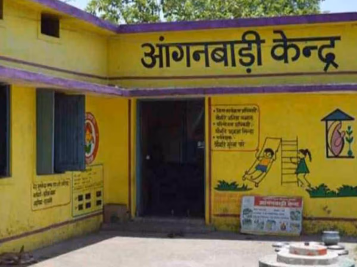 गांव की महिलाओं के लिए ‘खुला दरवाजा’… बस 8वीं पास और मिल सकती है नौकरी, मौका हाथ से निकला तो पछतावा तय!