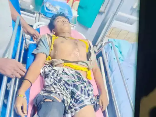 मैदान में खेल रहा था क्रिकेट, अचानक आसमान से गिरी मौत… 18 साल के युवक की दर्दनाक मौत