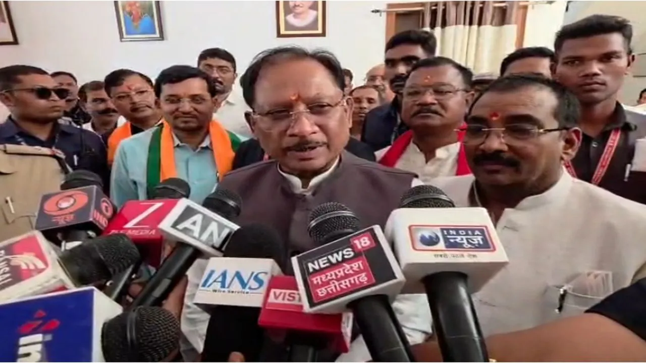 बंगाल में बदलती हवा या बड़ा सियासी भूचाल? रुझानों ने बढ़ाई हलचल, CM साय के बयान से और तेज हुई चर्चा