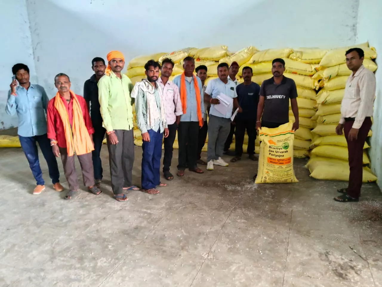 खरीफ सीजन से पहले बड़ा फैसला! किसानों को प्रति एकड़ मिलेंगी 2 बोरी यूरिया और 1-1 बोरी DAP, प्रशासन ने जारी किए निर्देश खरीफ सीजन से पहले बड़ा फैसला! किसानों को प्रति एकड़ मिलेंगी 2 बोरी यूरिया और 1-1 बोरी DAP, प्रशासन ने जारी किए निर्देश