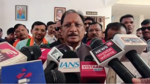 डीलिस्टिंग पर छिड़ी सियासी जंग! अमरजीत भगत के बयान पर CM साय का तीखा पलटवार, बोले- कांग्रेस फैला रही भ्रम