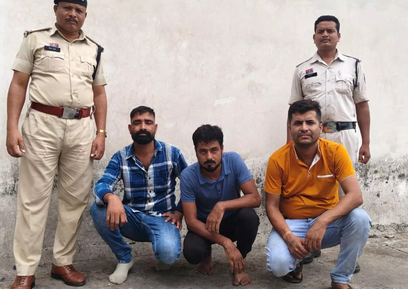 7 लाख की उधारी बनी दहशत का खेल! घर में घुसकर दी मर्डर की धमकी, 3 कुख्यात बदमाश गिरफ्तार