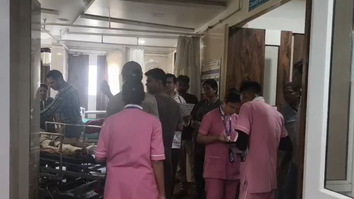 रायगढ़ इस्पात संयंत्र में अचानक गूंजा धमाके जैसा शोर, 4 मजदूर घायल… ब्लास्ट या कुछ और? जांच में जुटे अधिकारी